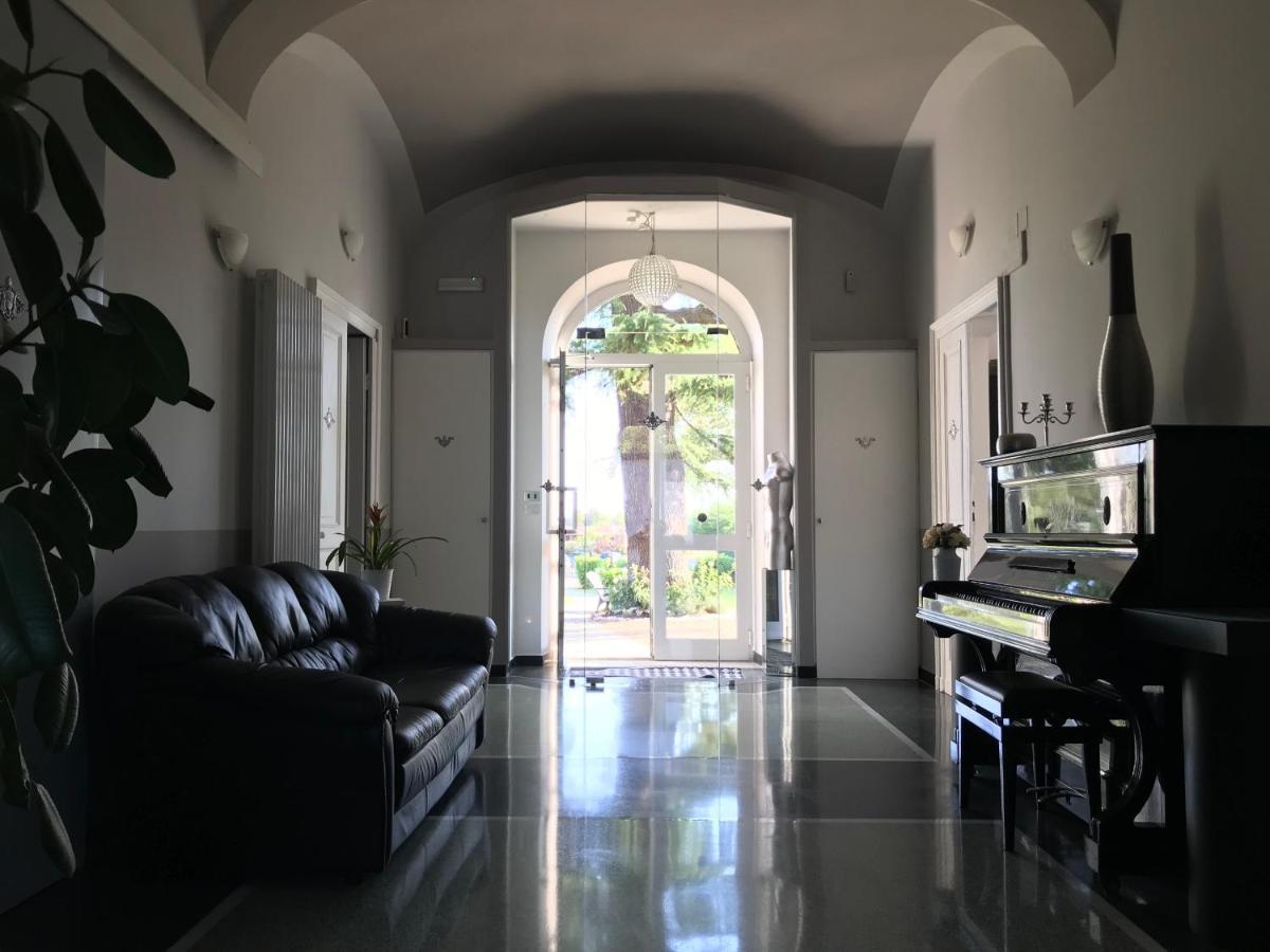 B&B Villa Prestigio Novi Ligure Buitenkant foto