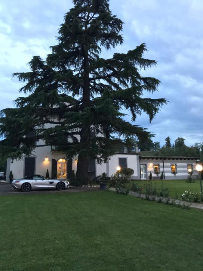 B&B Villa Prestigio Novi Ligure Buitenkant foto