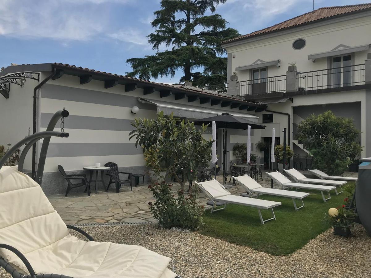 B&B Villa Prestigio Novi Ligure Buitenkant foto
